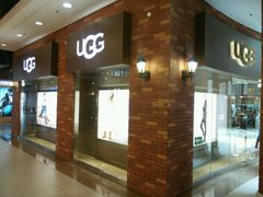 -UGG(燕莎奥特莱斯购物中心店)