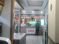 -咱屯子铁锅炖直营店(南湖大路店)