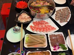 -唯爱KTV聚会餐厅(仙林东城汇店)