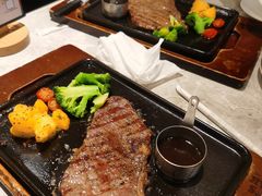 -必胜客(城西银泰店)