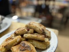 香煎粽拼萝卜糕-华哥新鲜猪精品美食