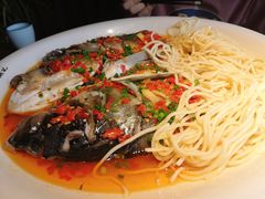 老坛剁椒蒸有机鱼头-举炊·寻湘记·新鲜现炒(临平西子国际店)