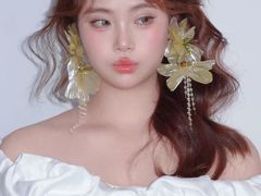 -金夫人化妆摄影职业培训学校