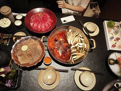 菌菇鸳鸯锅-色響火锅(恒隆广场店)