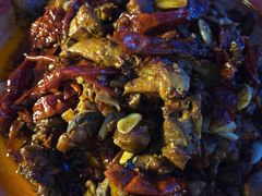 辣子鸡-柴窝堡22号辣子鸡·传承新疆菜