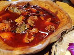 -老滇山寨•云南特色菜•地方菜•民族风情歌舞表演(金碧店)