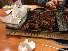 -肥肥虾庄·金牌油焖大虾(杨园滨江时代walk店)