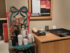 -星巴克(广州淘金路店)