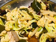 -小鱼小牛·鱼牛干锅·脆鱼火锅(世欧广场店)