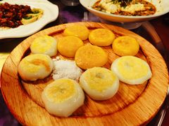 煎粘豆包-95号酱骨·一块豆腐(展春园西路店)