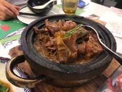 黑椒萝卜牛腩-粤小馆(天安云谷店)