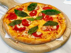 罗勒芝士披萨-KIDults童伴儿亲子餐厅(达美中心广场店)