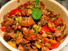 辣炒牛肉-桂满陇天书(南京德基旗舰店)