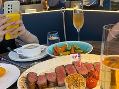 -MONICH牛排融合餐厅(和义大道购物中心店)