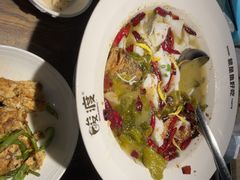 -酸渡·老坛酸菜鱼·现炒下饭菜(港惠新天地店)