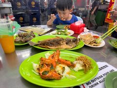 -明记烧鱼美味店