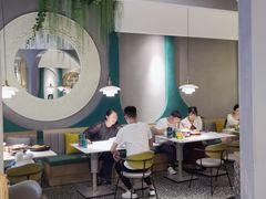 大堂-相遇·川湘融合菜(丹阳吾悦广场店)