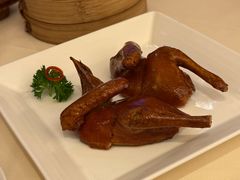玻璃脆皮乳鸽-利苑酒家(宜安广场店)