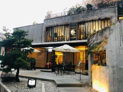 -樾餐厅泰式海鲜火锅(民歌湖店)