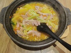 -极有家小鱼小鸡石锅煲(佳兆业店)