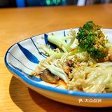 同为满满初牛，分店品控实为拙劣