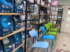 -佳雯宠物医院·皮肤科·内外科(春晓路分院)