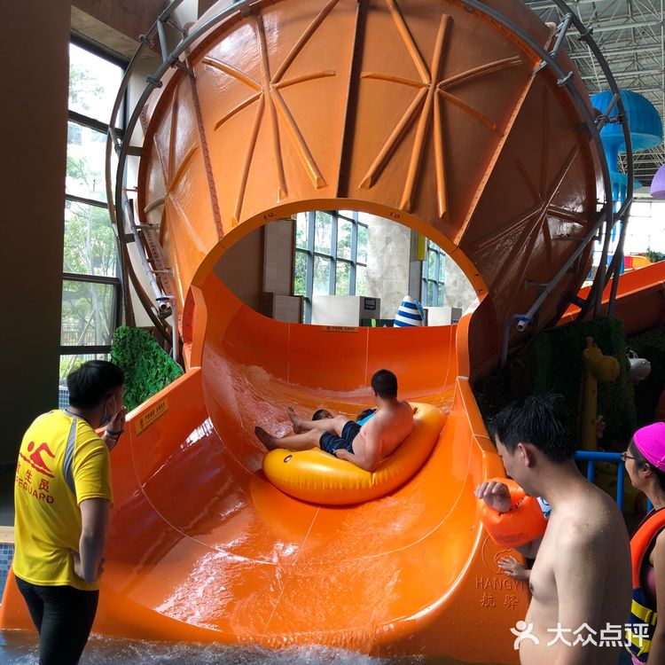 不出昆明，带娃超好玩的四季室内水上乐园