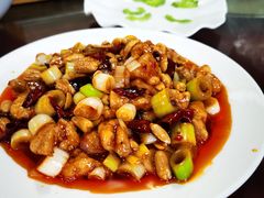 宫爆鸡丁-闻道食府烙饼卷带鱼(原车耳营店原大觉寺店)
