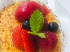 覆盆子焦糖布丁-福楼法餐厅FLO