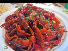 -肥肥虾庄·金牌油焖大虾(沙湖店)