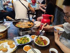 -富正毅三下锅(体育馆店)