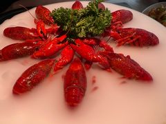 -沪小胖·小龙虾·蓝龙王(八佰伴店)