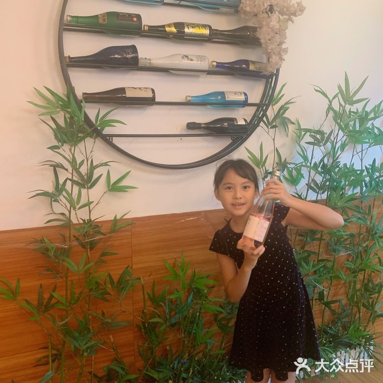 如果你还没来过秋山屋吃榴莲卷 别说你是日料控