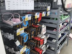 -迪卡侬(西华店)