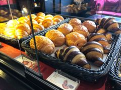 -Salon de The de Joel Robuchon(外滩18号店)
