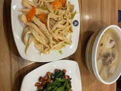 -西部马华清真兰州牛肉面·烧烤夜市(关东店)