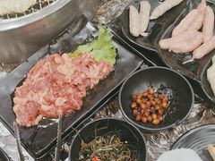 -啊美丽炭火烤肉(滑翔一店)