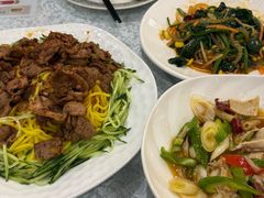 -汗腾格里·风味餐厅(新疆驻京办店)
