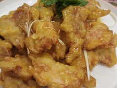 -闯关东东北农家菜(崂山石老人店)