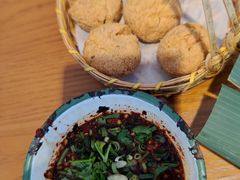 -包整·丝娃娃(一览甲秀楼风景店)