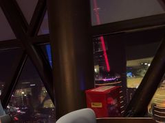 -东方明珠·空中旋转餐厅