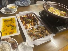 -隔壁老王·家常云南菜(花巷店)