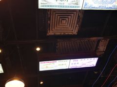 -黑白电视长沙小吃(美林M·LIVE天地东座店)