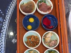 -桥香园过桥米线(国贸店)