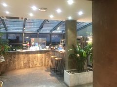 -HIGH FIVE哈福手工汉堡(桂林路店)