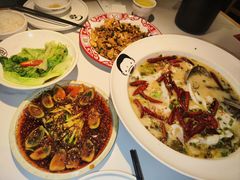 -江渔儿酸菜鱼(万科东荟城店)