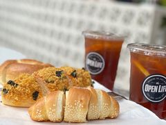 -The open life(万象城店)