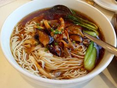 鲜菌长寿面-御龙宴