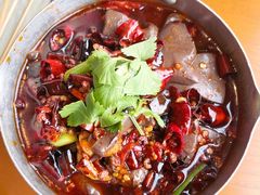 -包整·丝娃娃(一览甲秀楼风景店)