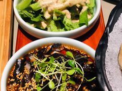 凉拌乌鸡爪-享月汤皇·海鲜小火锅·聚会(曲江创意谷店)